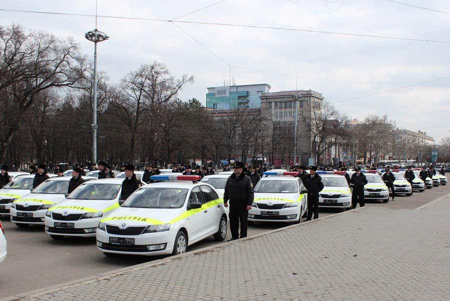 Полиция молдавии. Кишинев полиция. Полиция Молдавии машины. День полиции в Молдове.